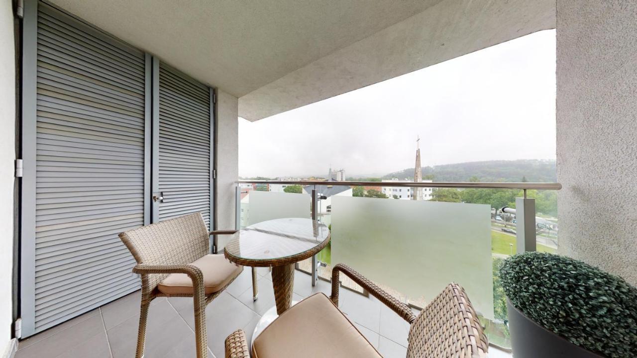 Bibi Centroom Apartment Piest'any Exterior photo